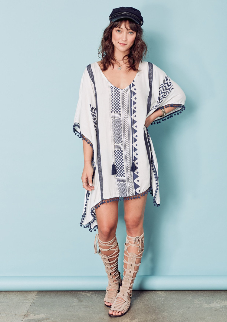 F4737-1 White Boho Print Pom Pom Trim Tassel Tie Caftan Tunic